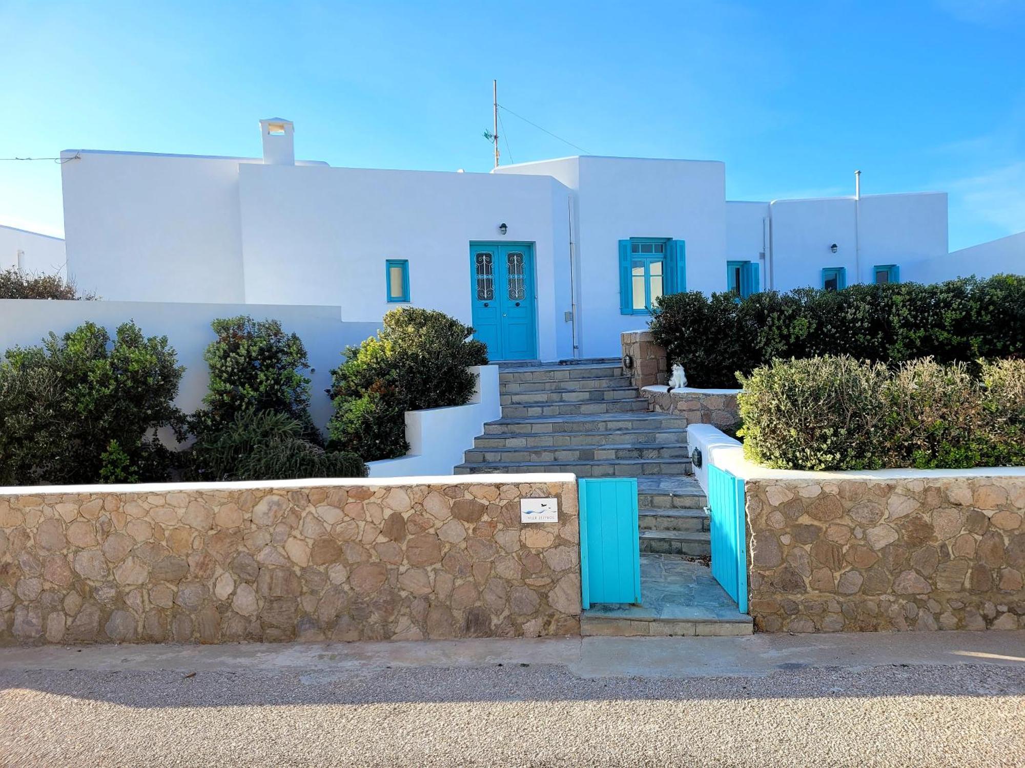 Villa Zefyros Pachaina Екстериор снимка